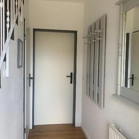 Strandnahes-ferienhaus-nessmersiel * Несмерзиль